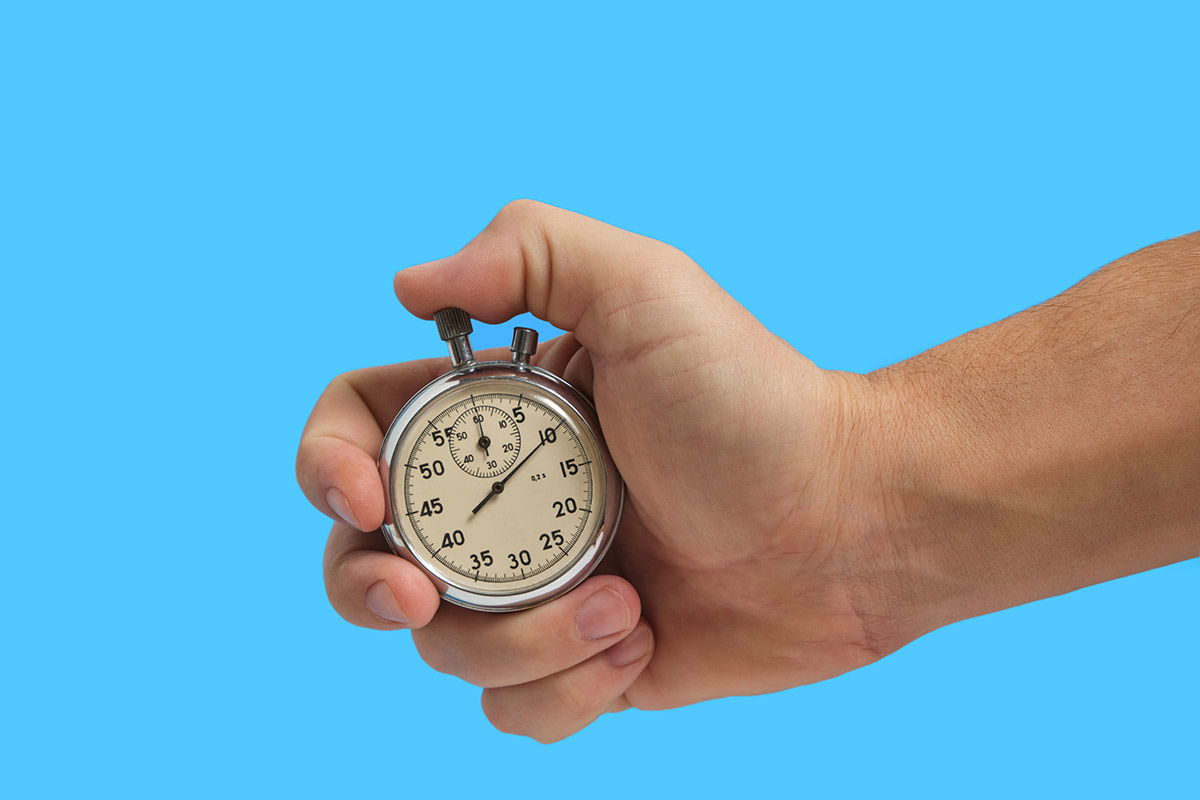 Stopwatch counting down short mortgage shelf life